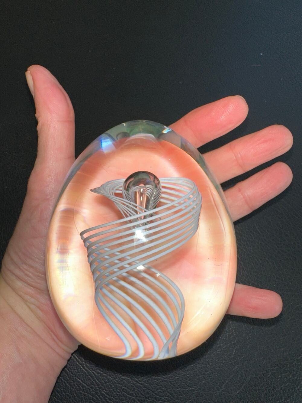 SIGNED VINTAGE MIDCENTURY STEUBEN EGG SWIRL PAPERWEIGHT